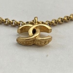 1982 Chanel Golden cc necklace 15.5”